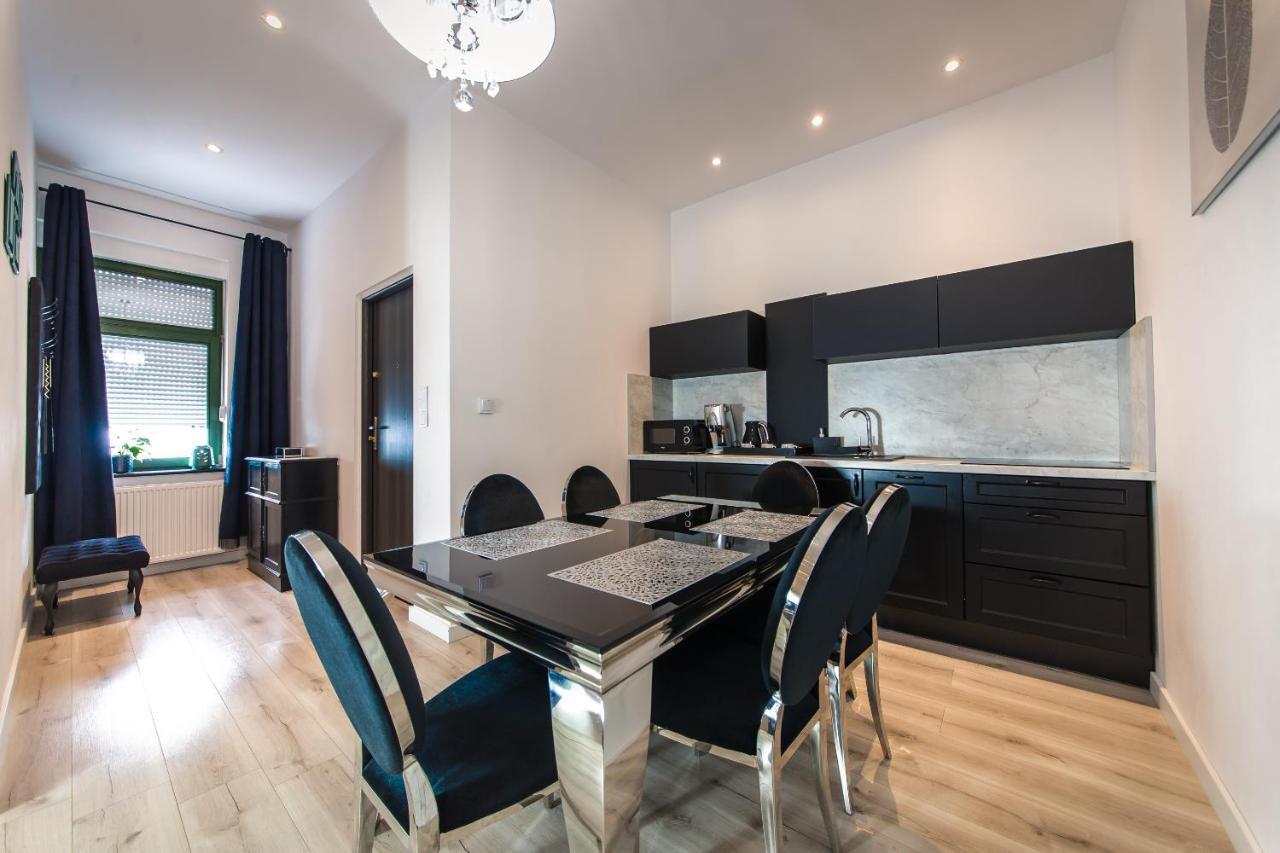 Moonlight Apartament Zielona Góra Kültér fotó
